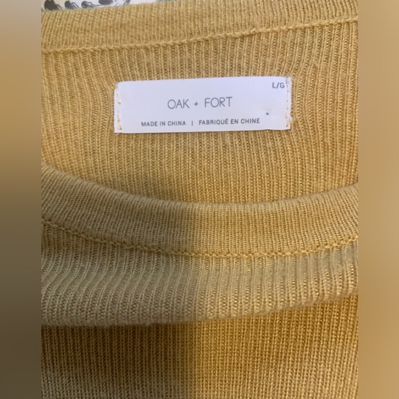 Soft loose fit oak and fort sweater - Picture 2 of 4